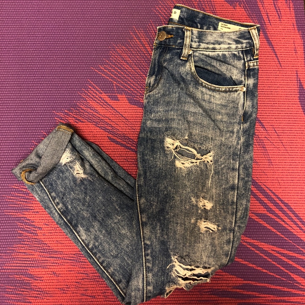 PacSun Bullhead brand boyfriend jeans
